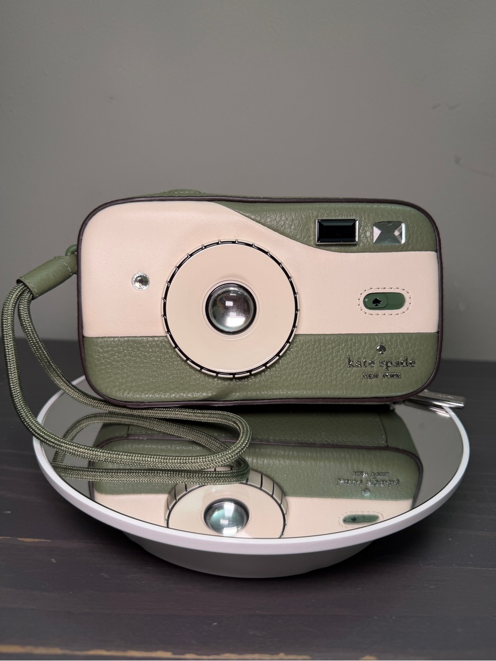 Kate Spade Novelty “Picture This” 3D Camera Wristlet Excellent Condition